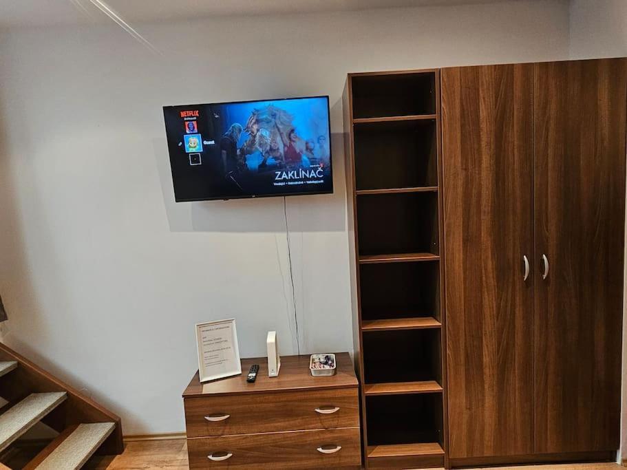 City Apartment Братислава Екстер'єр фото